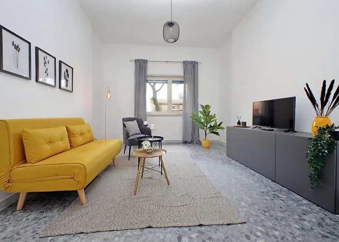 Apartment Carmens Flat By Domusdimore Rom