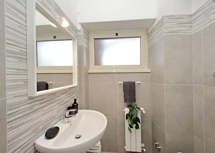 Carmens Flat By Domusdimore Apartment Rom
